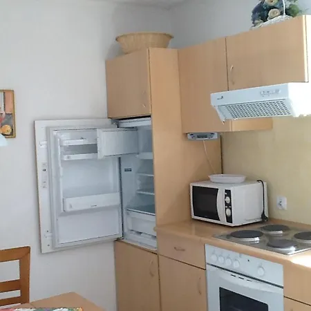 アパート Apartament Pod Rozami マルボルク